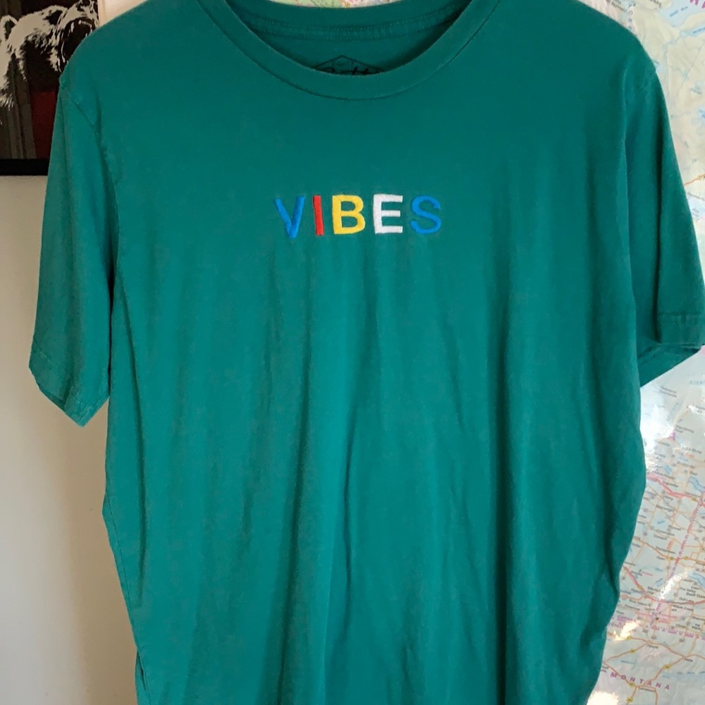 Men’s Large Teal Tee